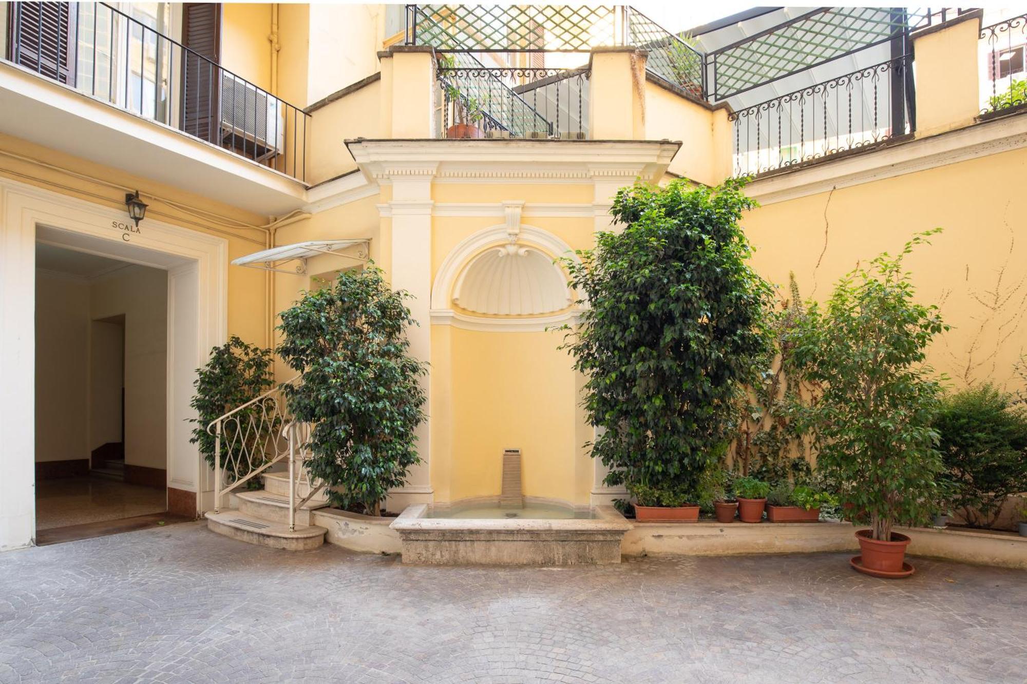 Belli Boutique Guest House Rome Bagian luar foto